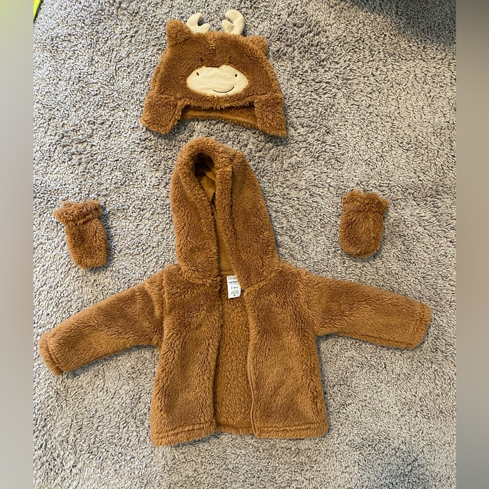 Carters faux fur jacket size 3-6M